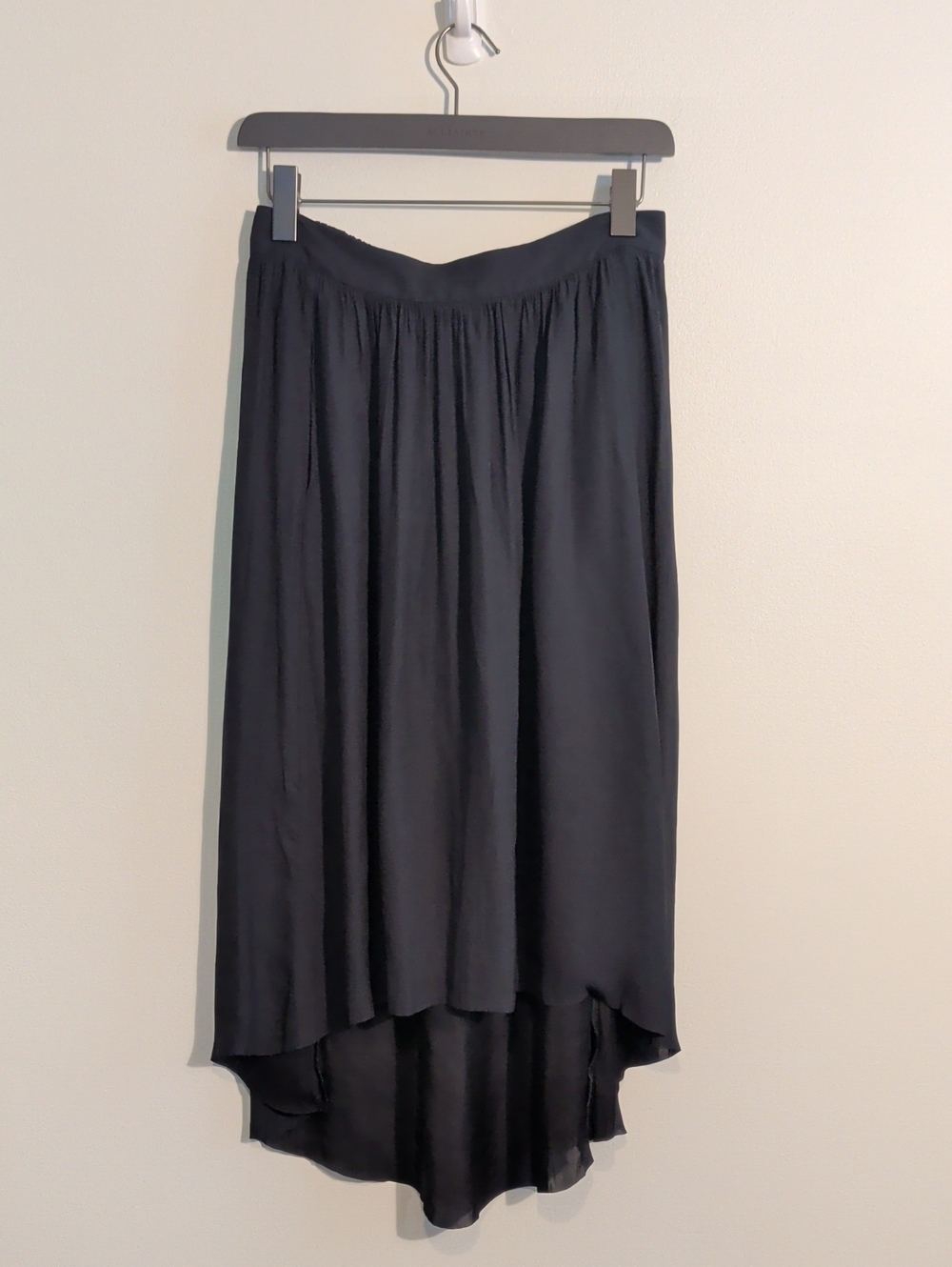 ARITZIA talula black hi-low midi skirt - size medium
